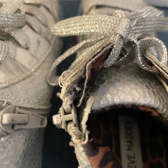 STEVE MADDEN High Top Sneakers Girl size 4 - Picture 9 of 13